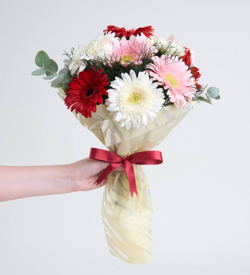 Krem Bukette Rengarenk Gerbera